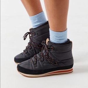 Teva ember lace moc boot